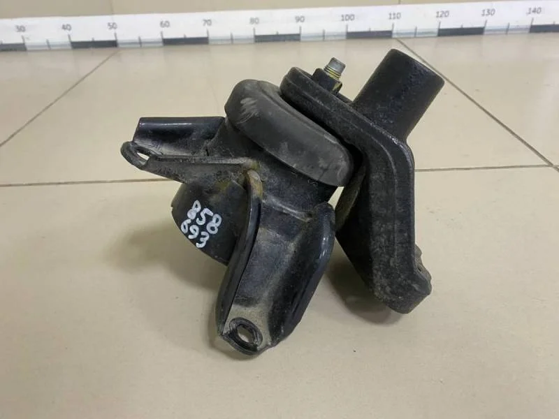 Опора двигателя правая Hyundai Solaris 2010-2017