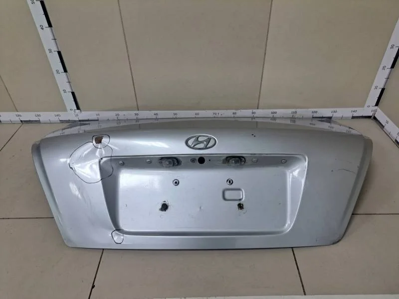 Крышка багажника Hyundai Elantra (XD) 2000-2005