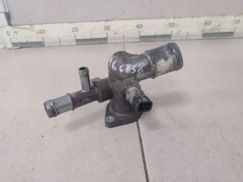 Фланец двигателя системы охлаждения Hyundai Solaris 2010-2017