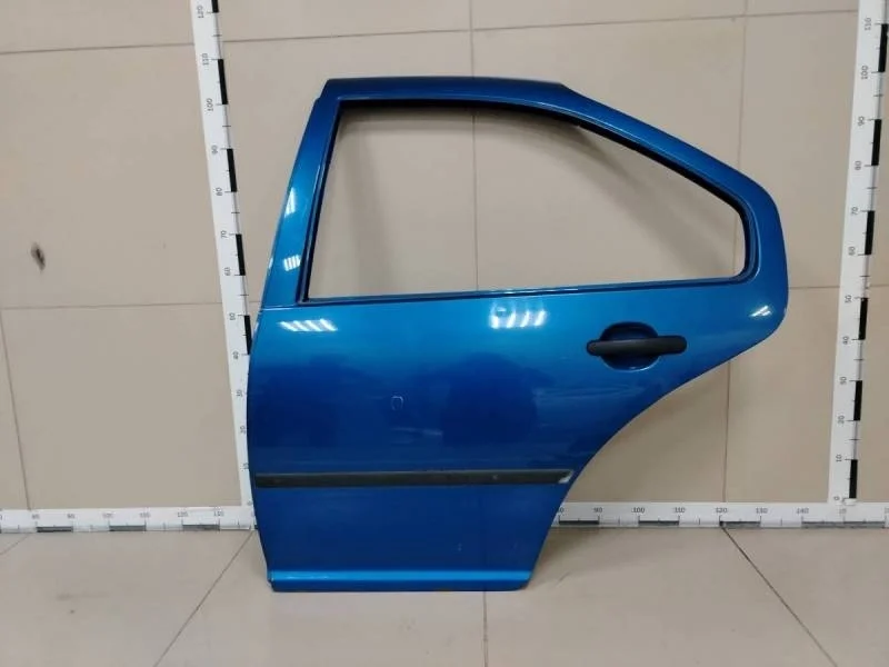 Дверь задняя левая Volkswagen Bora (1J) 1998-2005