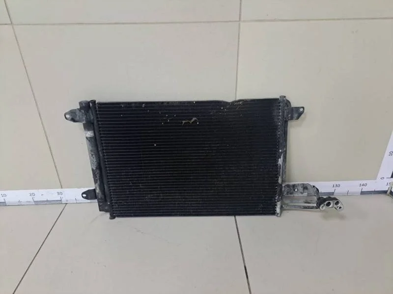 Радиатор кондиционера (конденсер) Skoda Octavia (A5 1Z-) 2004-2013