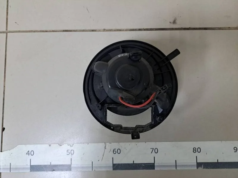 Моторчик отопителя Skoda Octavia (A5 1Z-) 2004-2013