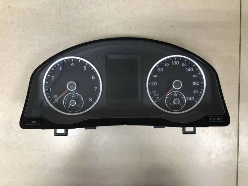 Панель приборов Volkswagen Tiguan (5N1) 2007-2011