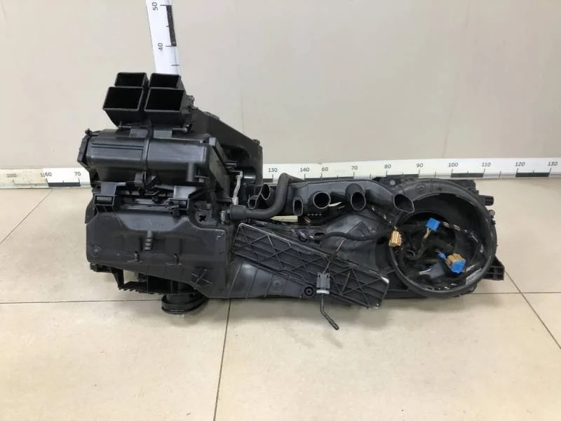 Корпус отопителя Volkswagen Tiguan (5N1) 2007-2011