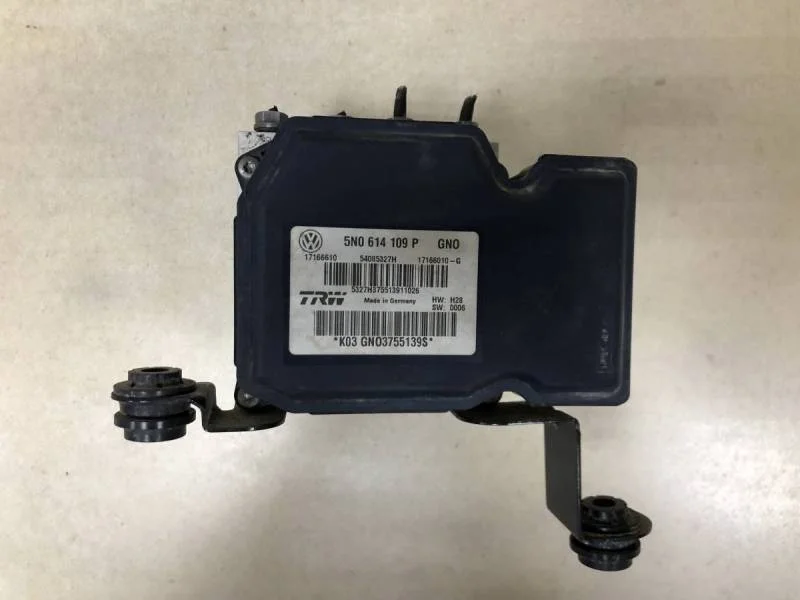 Блок ABS (насос) Volkswagen Tiguan (5N1) 2007-2011
