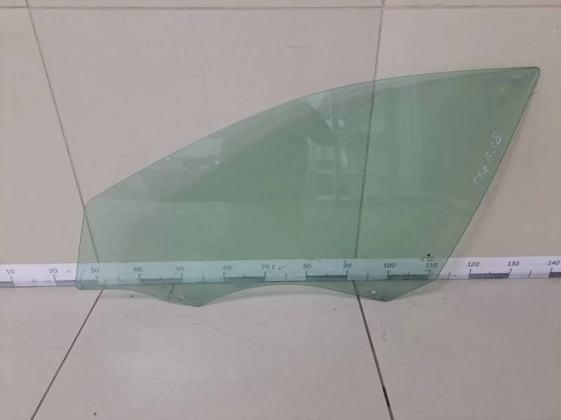 Стекло двери передней левой Skoda Octavia (A7) 2013>