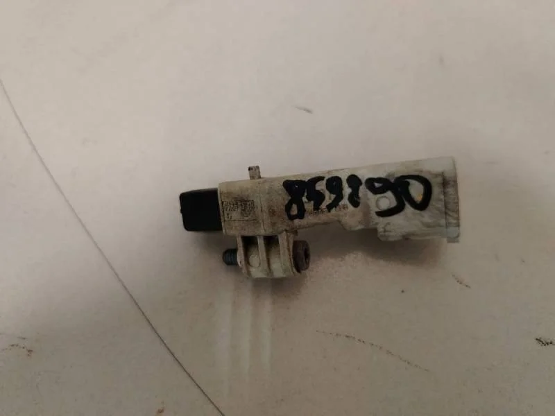 Датчик положения коленвала Skoda Octavia (A5 1Z-) 2004-2013