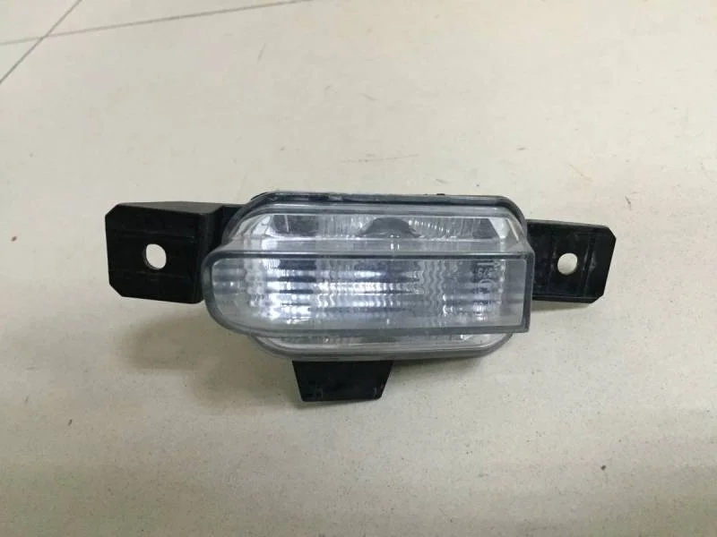 Фонарь задний в бампер левый Volkswagen Tiguan (5N1) 2007-2011