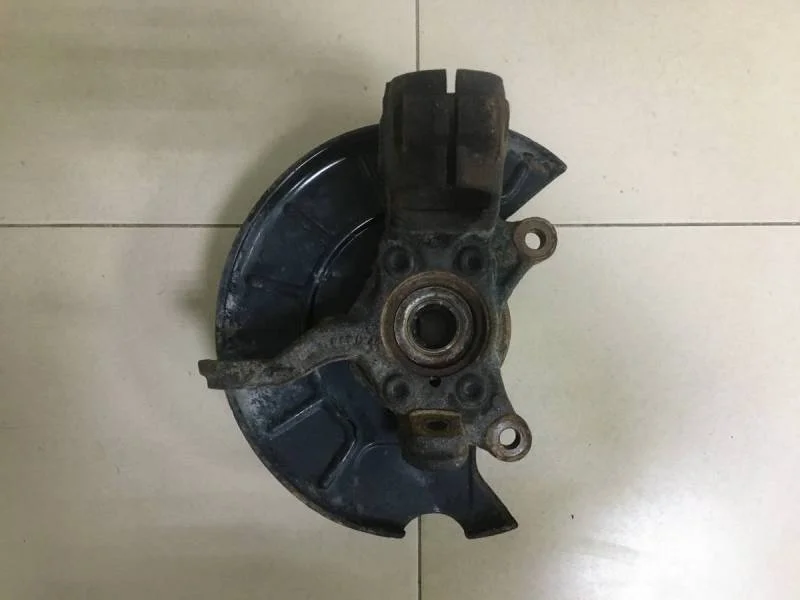 Кулак поворотный передний левый Volkswagen Tiguan (5N1) 2007-2011