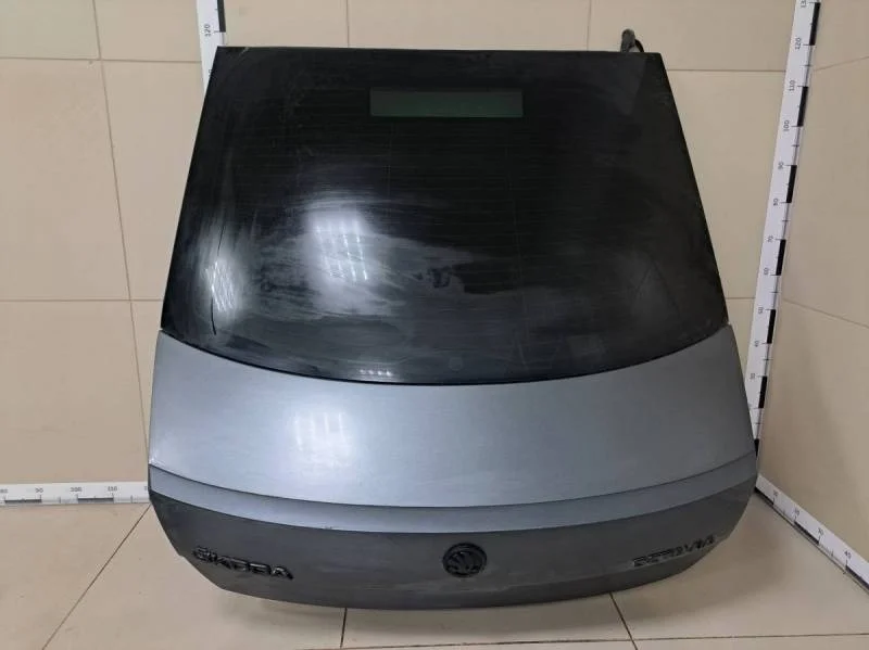 Дверь багажника со стеклом Skoda Octavia (A7) 2013>