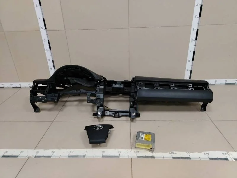 Подушка безопасности (комплект) Toyota Camry (V50) 2011-2017