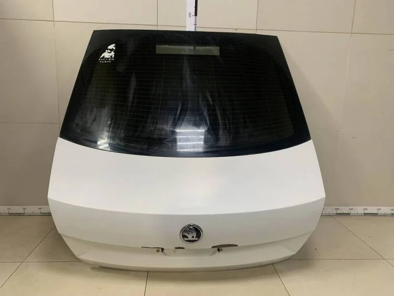 Дверь багажника со стеклом Skoda Octavia (A7) 2013>