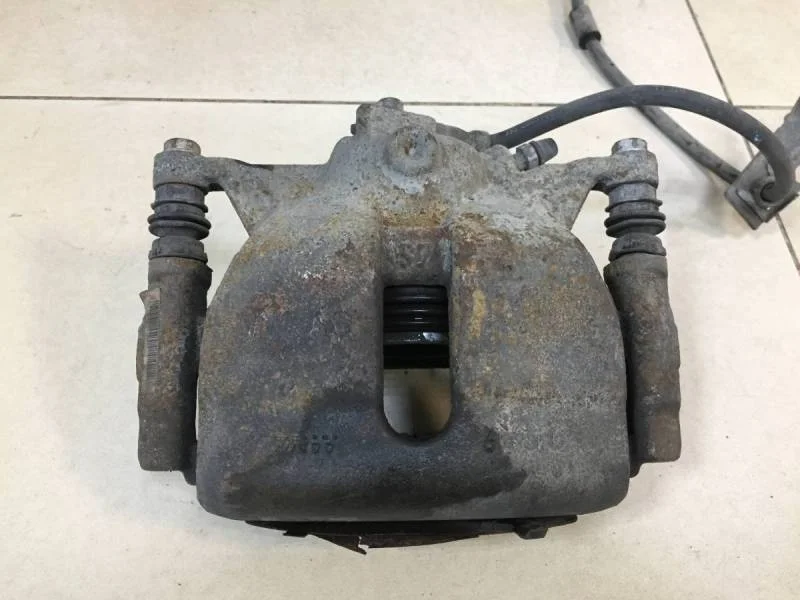 Суппорт передний левый Skoda Octavia (A7) 2013>