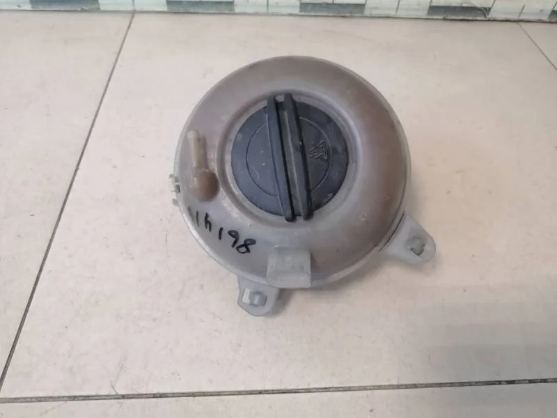 Бачок расширительный Skoda Octavia (A7) 2013>