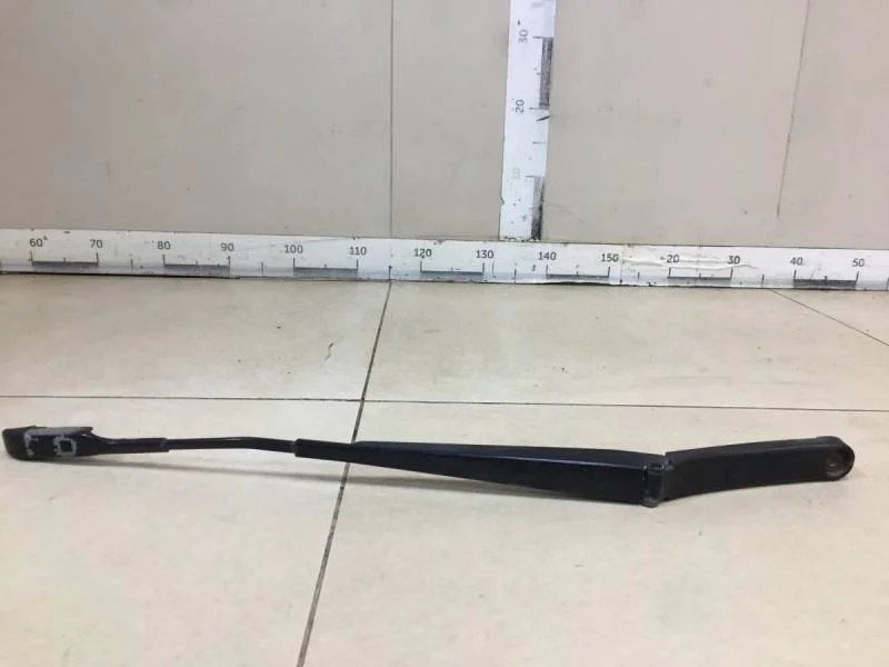 Поводок стеклоочистителя передний левый Skoda Octavia (A7) 2013>