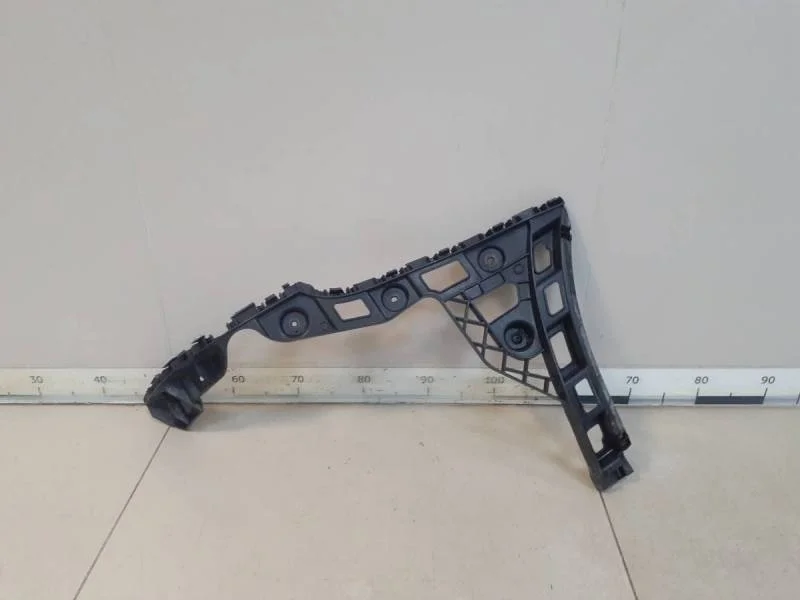 Кронштейн заднего бампера правый Volkswagen Polo (Sed RUS) 2011>