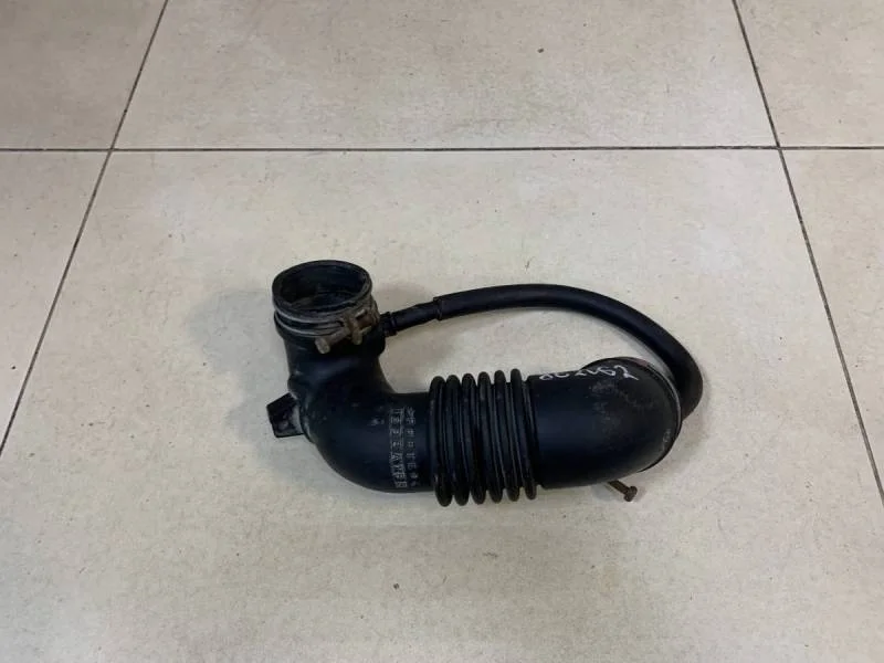 Патрубок воздушного фильтра Mitsubishi Lancer X (CX, CY)  2007>