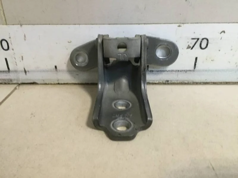 Петля двери передней левой верхняя Kia Soul (AM) 2009-2014