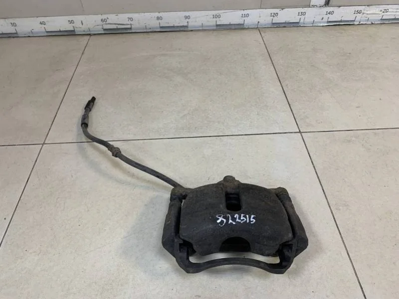 Суппорт передний правый Skoda Octavia (A7) 2013>