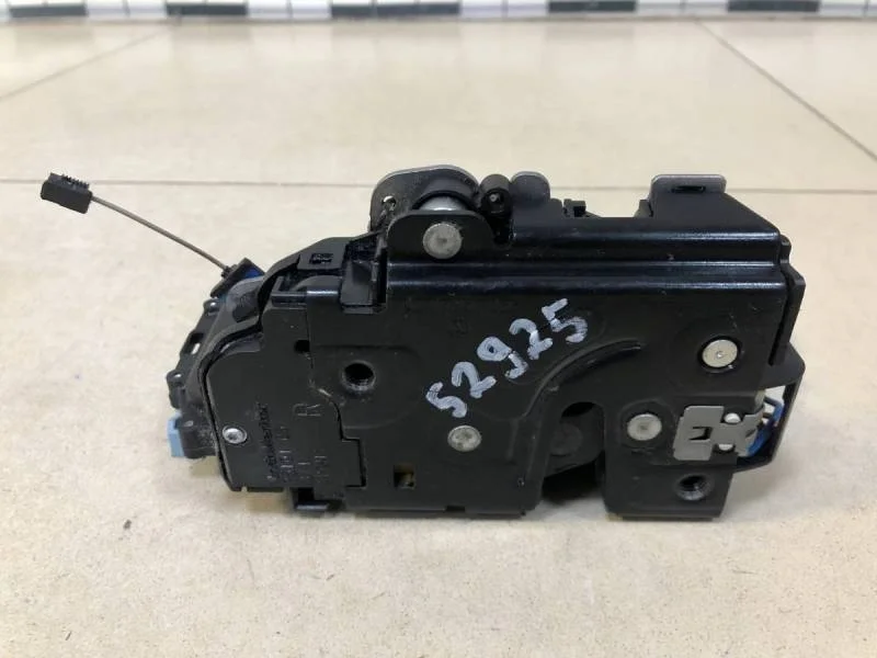 Замок двери задней правой Volkswagen Jetta (1K) 2006-2011