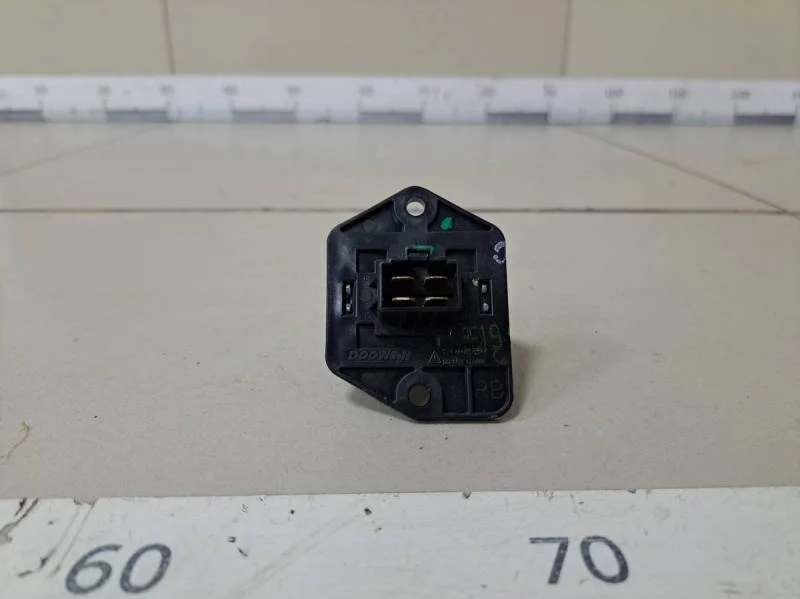 Резистор отопителя Hyundai Solaris 2010-2017