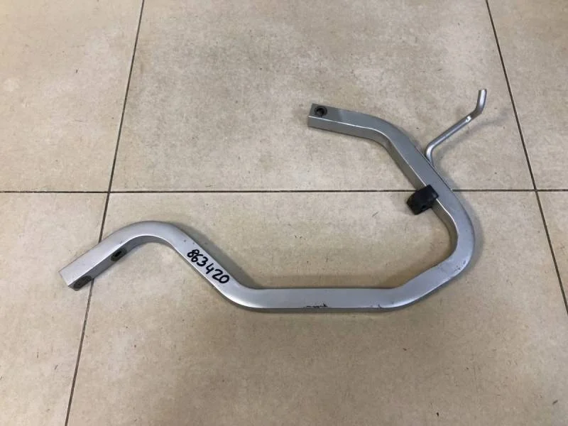 Петля крышки багажника Renault Logan (2) 2014>