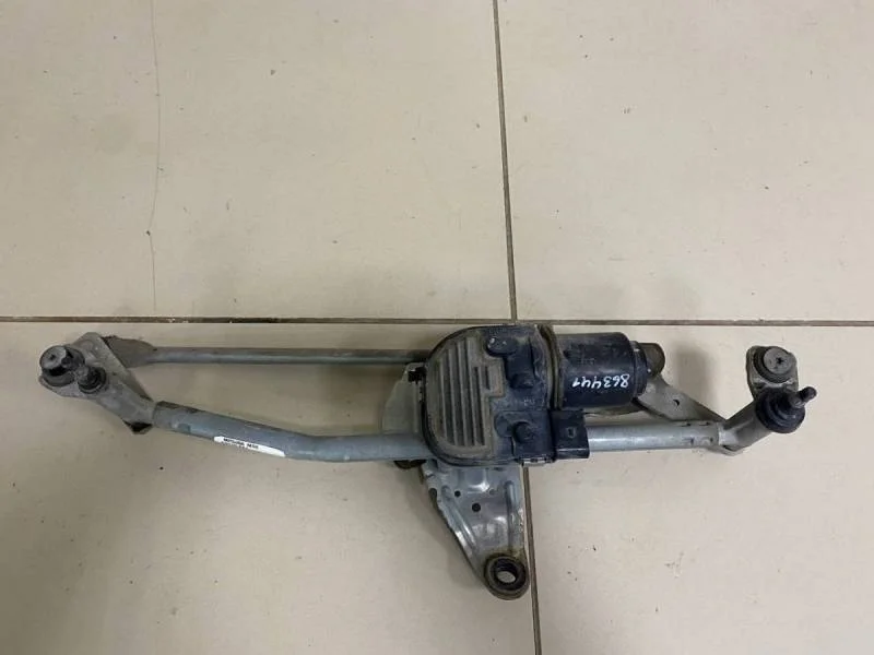 Трапеция стеклоочистителей Volkswagen Passat B6 2005-2010