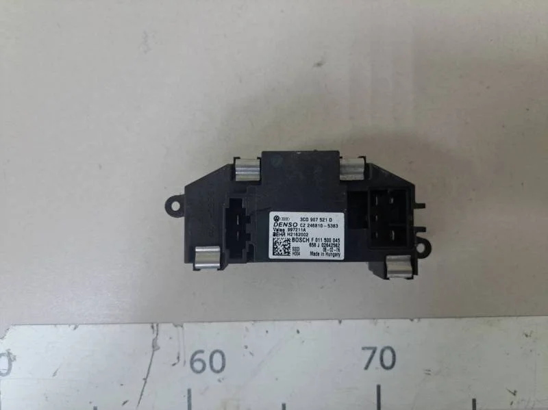Резистор отопителя Volkswagen Passat B6 2005-2010