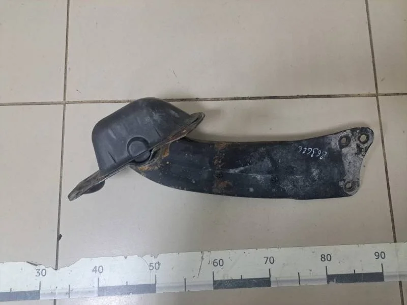 Рычаг задний продольный левый Volkswagen Passat B6 2005-2010