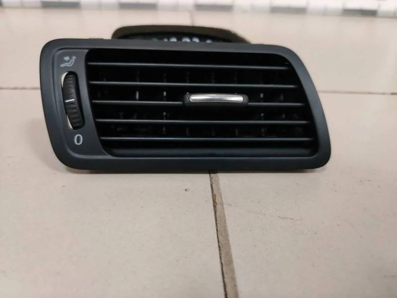 Дефлектор воздушный Volkswagen Passat B6 2005-2010