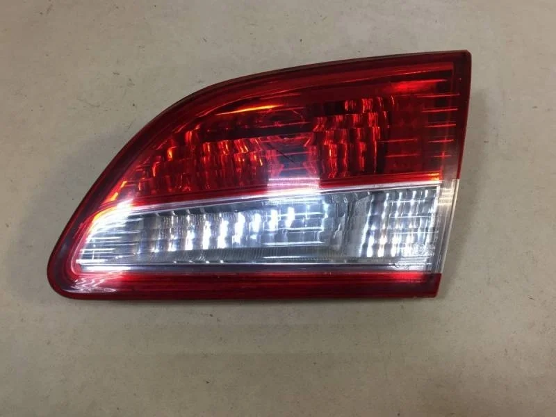 Фонарь задний внутренний правый Nissan Almera 3 (G11, G15) 2012>