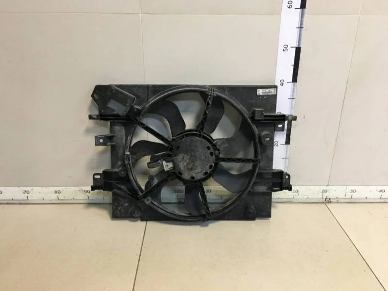 Диффузор вентилятора Renault Logan (2) 2014>