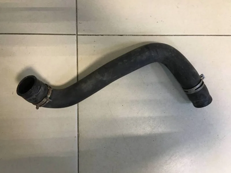 Патрубок радиатора охлаждения Renault Logan (2) 2014>