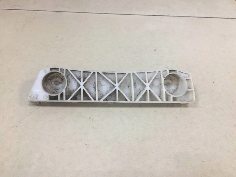 Кронштейн переднего бампера правый Nissan Almera 3 (G11, G15) 2012>