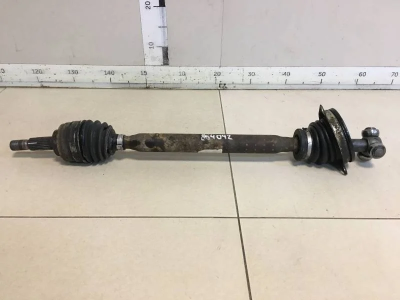 Полуось передняя левая Renault Logan (2) 2014>