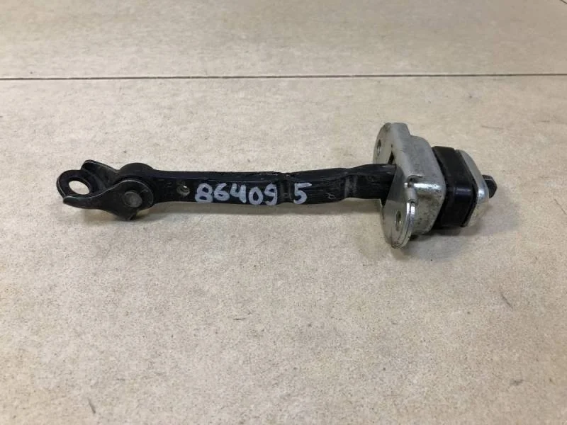 Ограничитель двери Honda CR-V 2007-2012