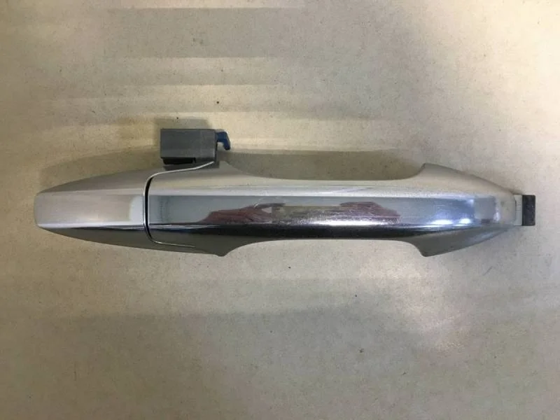 Ручка двери задней наружная правая Honda CR-V 2007-2012