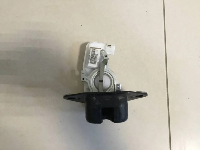 Замок багажника Honda CR-V 2007-2012