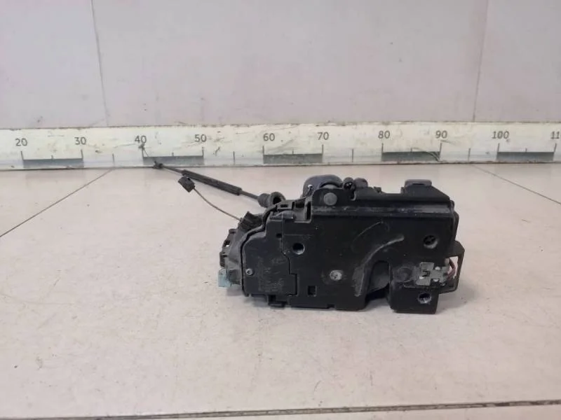 Замок двери задней правой Skoda Octavia (A5 1Z-) 2004-2013