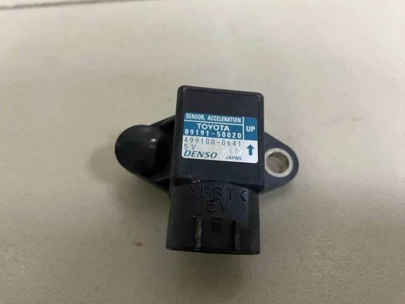 Датчик ускорения Toyota Land Cruiser Prado (J120) 2002-2009