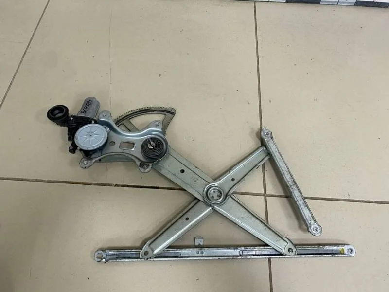 Стеклоподъемник электр. передний правый Toyota Land Cruiser Prado (J120) 2002-2009