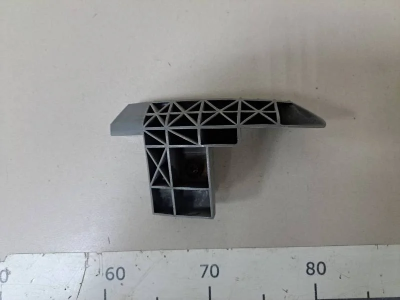 Кронштейн заднего бампера левый Toyota Land Cruiser Prado (J120) 2002-2009