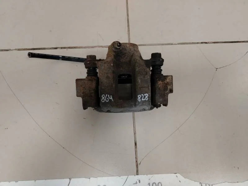 Суппорт задний левый Toyota Land Cruiser Prado (J120) 2002-2009