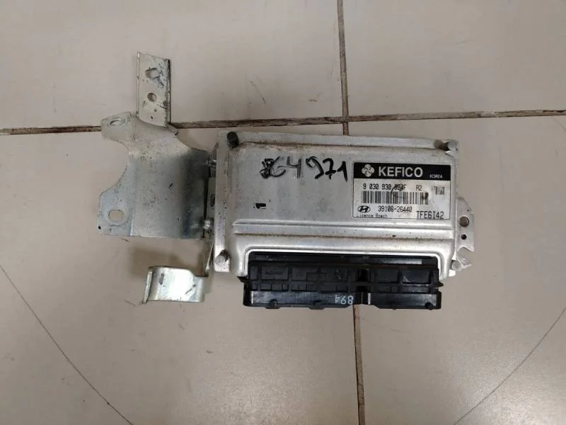 Блок управления двигателем Hyundai Getz 2002-2010