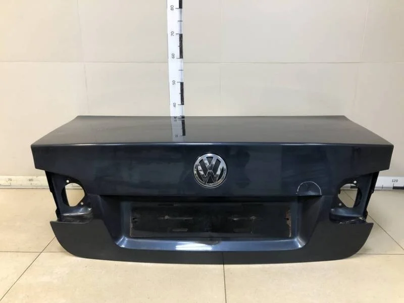 Крышка багажника Volkswagen Jetta (1K) 2006-2011