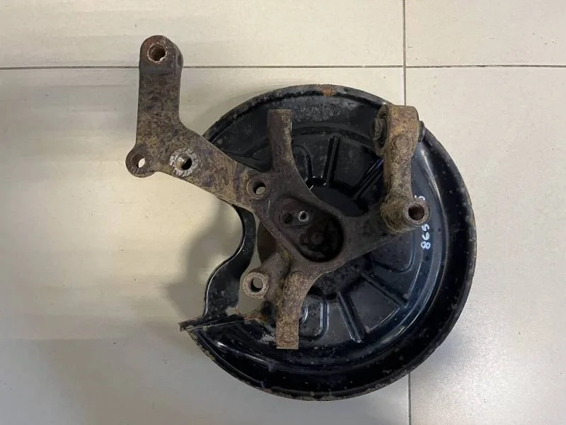 Кулак поворотный задний левый Volkswagen Jetta (1K) 2006-2011