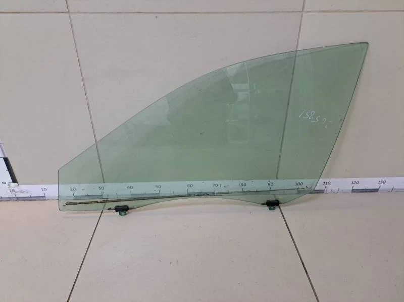 Стекло двери передней левой Toyota Camry (XV30) 2001-2006