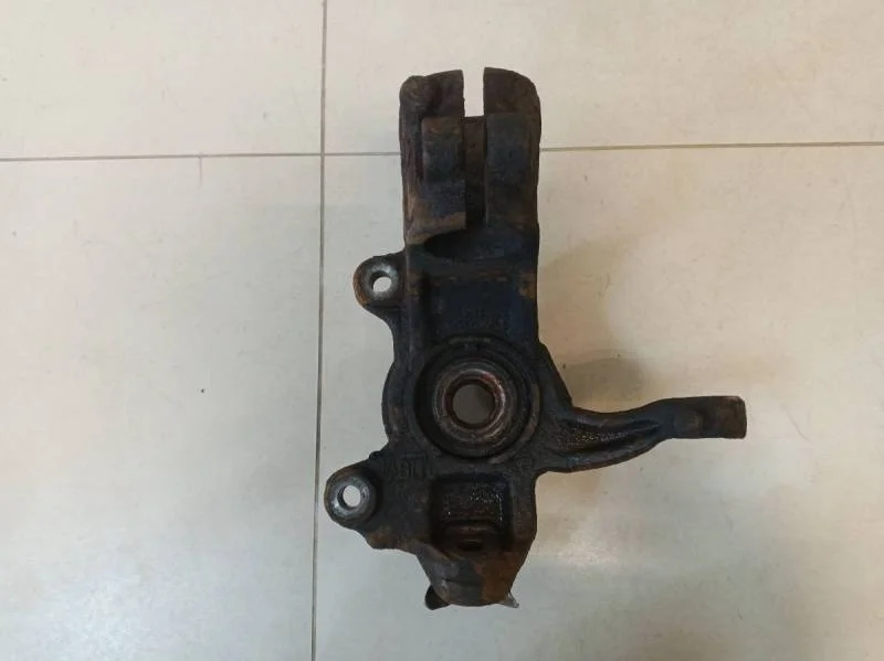 Кулак поворотный передний правый Ford Mondeo 4 2007-2015