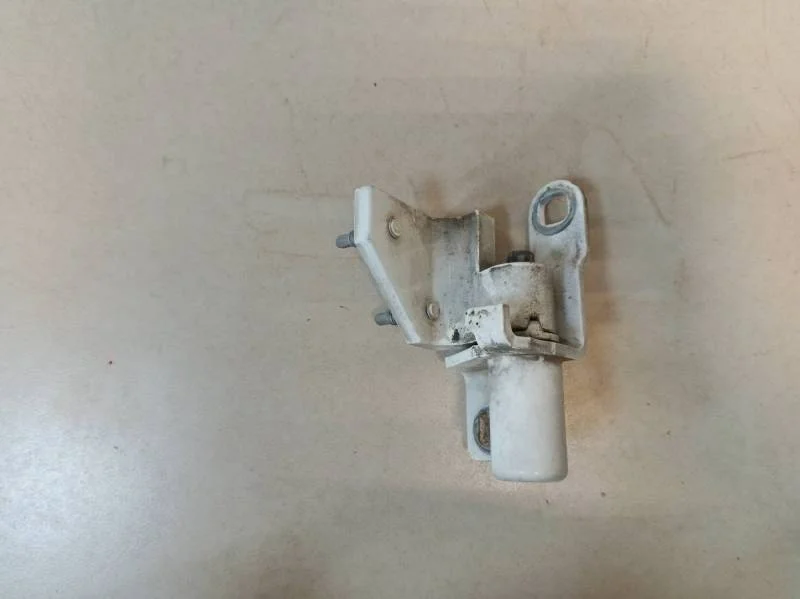 Петля двери задней правой верхняя Ford Mondeo 4 2007-2015