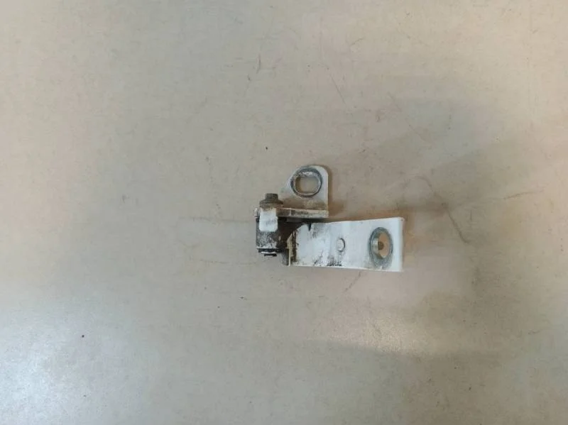 Петля двери задней правой нижняя Ford Mondeo 4 2007-2015